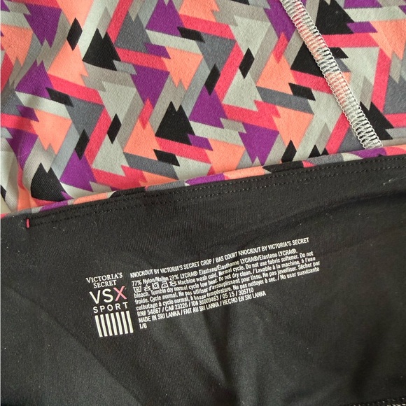 Victoria's Secret Sport Knockout Cropped Leggings - Picture 3 of 7